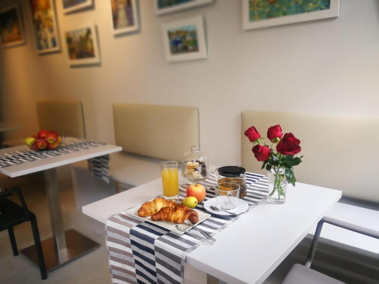 Hotel Villa Miki Bordighera Eksteriør billede